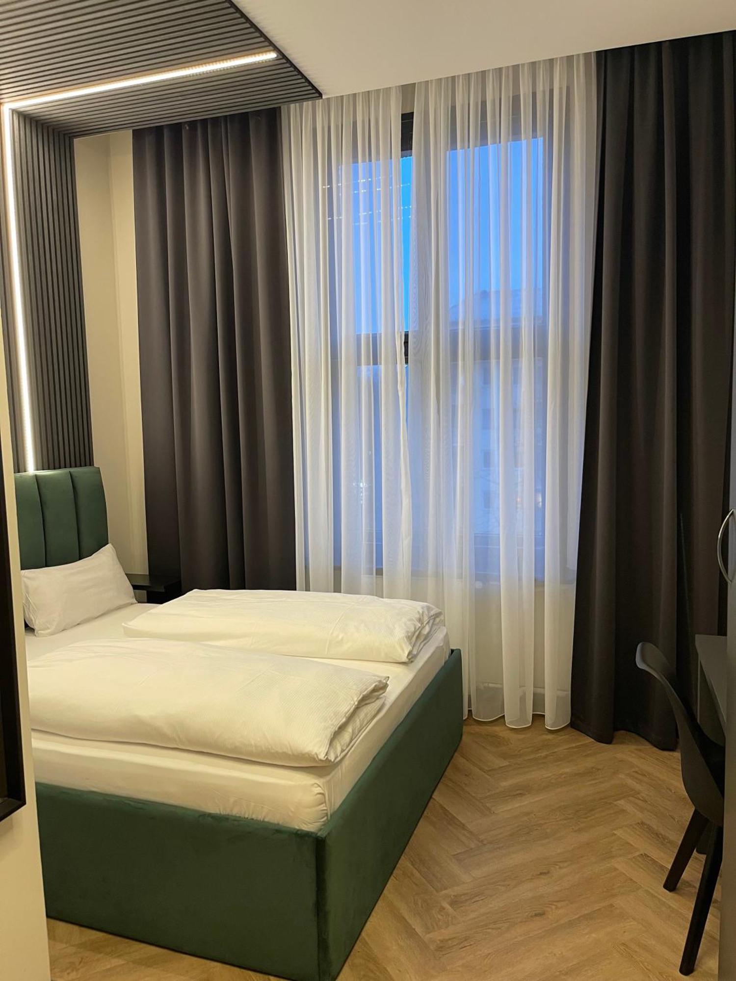 Motel Blue Messe Berlin Bagian luar foto
